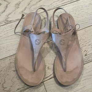 Gucci rubber thong sandals